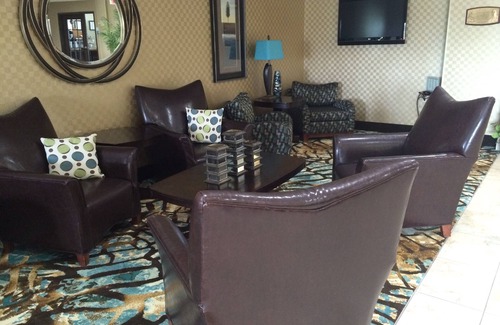 Council Bluffs Hotel | Holiday Inn Express Hotel & Suites Council Bluffs - Conv Ctr by IHG