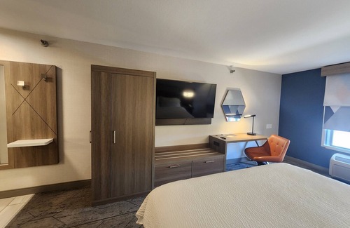 Crawfordsville Hotel | Holiday Inn Express Hotel & Suites Crawfordsville by IHG