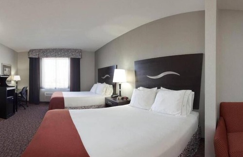 Fort Stockton Hotel | Holiday Inn Express Hotel and Suites Fort Stockton by IHG