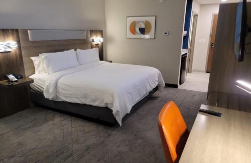 Joplin Hotel | Holiday Inn Express