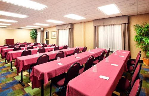 Kings Mountain Hotel | Holiday Inn Express & Suites Kings Mountain - Shelby Area by IHG