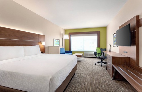 Pflugerville Hotel | Holiday Inn Express & Suites Austin North - Pflugerville by IHG