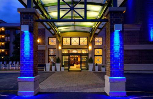 Rolling Meadows Hotel | Holiday Inn Express Schaumburg-Rolling Meadows by IHG
