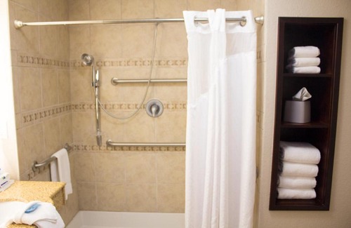 West Jefferson Hotel | Holiday Inn Express West Jefferson by IHG