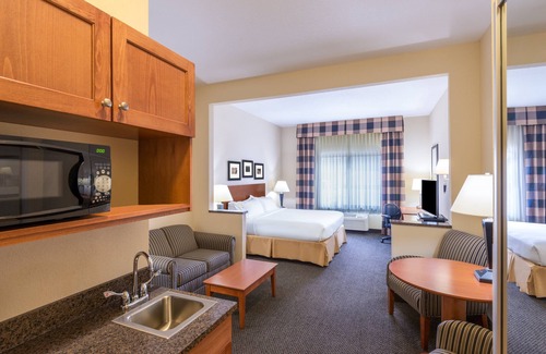 Vernal Hotel | Holiday Inn Express Vernal-Dinosaurland by IHG