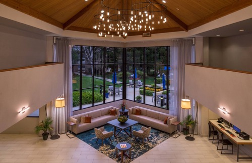 Walnut Creek Hotel | Holiday Inn Express Walnut Creek by IHG