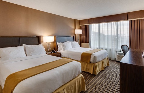 Springfield Hotel | Holiday Inn Express Washington DC SW - Springfield by IHG