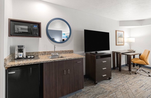 Wenatchee Hotel | Holiday Inn Express Wenatchee by IHG