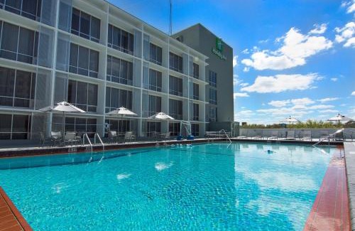 University Heights Hotel | Holiday Inn Gainesville-University Center by IHG