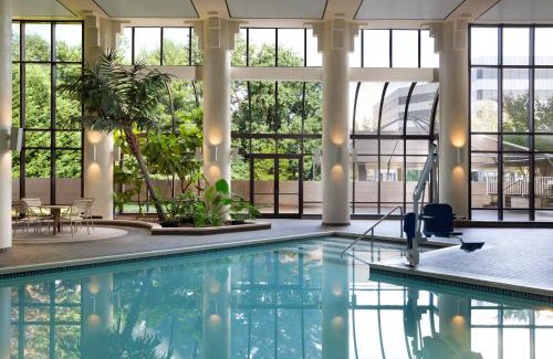 Gaithersburg Hotel | Holiday Inn Gaithersburg by IHG