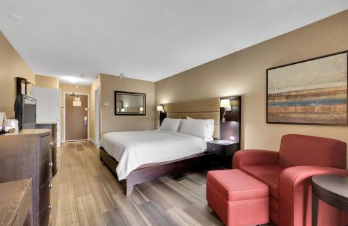 Peterborough Hotel | Holiday Inn Hotel Peterborough Waterfront by IHG