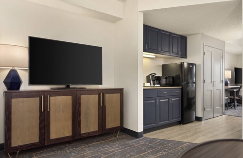 Maple Grove Hotel | Holiday Inn Hotel & Suites Maple Grove Nw Mpls-Arbor Lks by IHG
