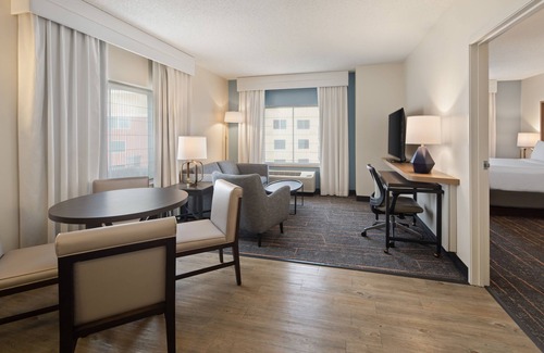 Maple Grove Hotel | Holiday Inn Hotel & Suites Maple Grove Nw Mpls-Arbor Lks by IHG