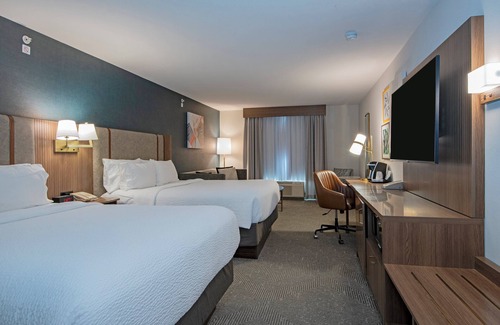 Kamloops Hotel | Holiday Inn Hotel & Suites Kamloops by IHG