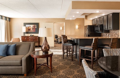 Urbandale Hotel | Holiday Inn Hotel & Suites Des Moines - Northwest by IHG