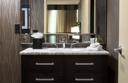 Urbandale Hotel | Holiday Inn Hotel & Suites Des Moines - Northwest by IHG