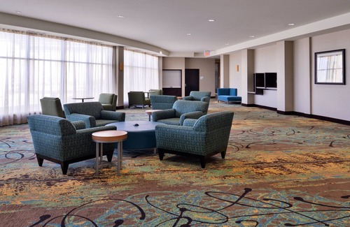 Nisku Hotel | Holiday Inn Hotel & Suites Edmonton Airport & Conference Ctr by IHG
