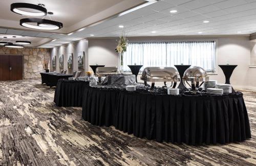 Urbandale Hotel | Holiday Inn Hotel & Suites Des Moines-Northwest by IHG