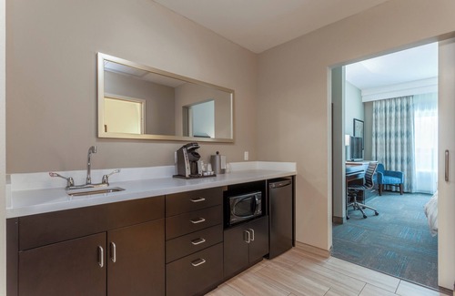 Jefferson City Hotel | Holiday Inn Hotel & Suites Jefferson City by IHG