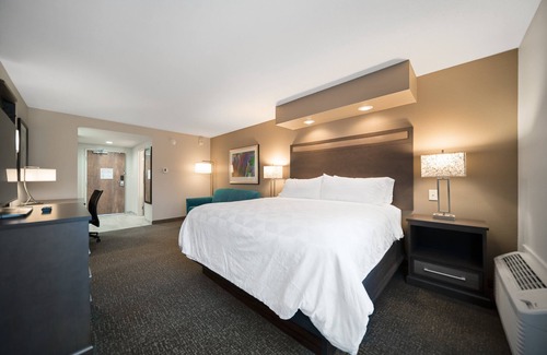 Kearney Hotel | Holiday Inn Kearney by IHG