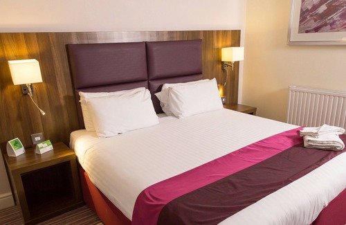 Newport Pagnell Hotel | Holiday Inn Milton Keynes - East M1, Jct. 14 by IHG
