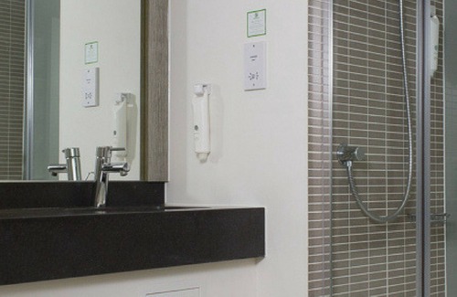 Newport Pagnell Hotel | Holiday Inn Milton Keynes - East M1, Jct. 14 by IHG