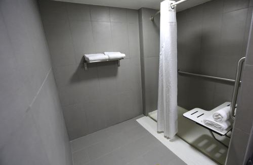 O'Hare Hotel | Holiday Inn O'Hare Area by IHG