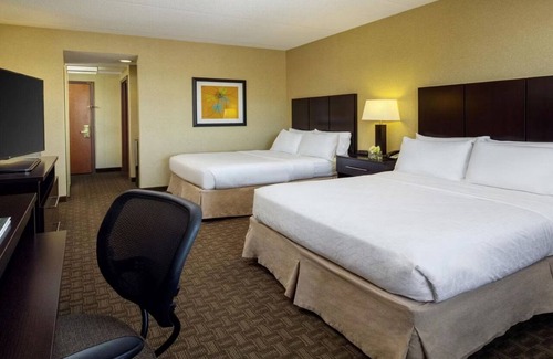 Ocotillo Hotel | Holiday Inn Phoenix Chandler, Standard Queens, Minutes to Arizona Railway Museum