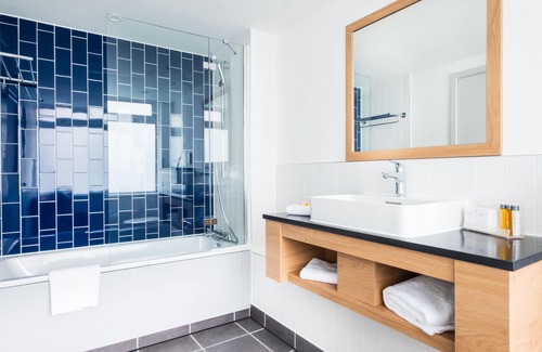 Reading Hotel | Holiday Inn Reading South M4 Jct11 by IHG