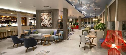 Amesbury Hotel | Holiday Inn Salisbury - Stonehenge by IHG