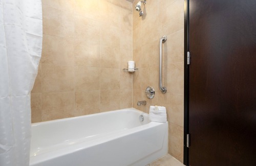 Temple Hotel | Holiday Inn Temple-Belton by IHG