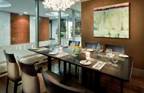 Church and Wellesley Hotel | Holiday Inn Toronto Downtown Centre by IHG