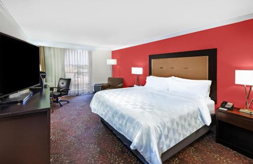 Tyler Hotel | Holiday Inn Tyler - Conference Center by IHG