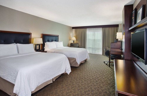 Bowling Green Hotel | Holiday Inn University Plaza-Bowling Green by IHG