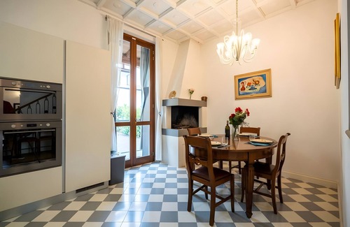 Rinaldi House | Holiday Home 'Citille' with Balcony, Wi-Fi and Air Conditioning