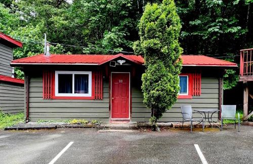 Hope Hotel | Holiday Motel & RV Resort