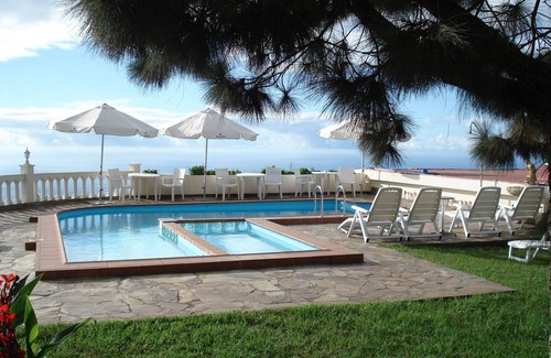 Las Cuevas Condo | Holiday paradise in breathtaking nature with horse riding for young and old