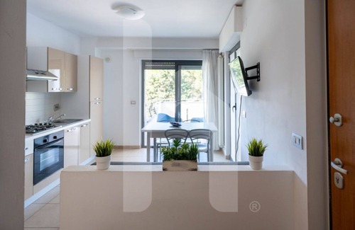 Pineto Apartment | Holiday Rendez Vous 27 - First floor apartment with the pool view