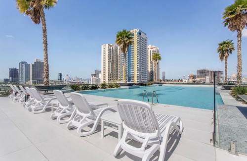 Al Quoz Apartment | Holiday Studio In JVC 2408, Dubai
