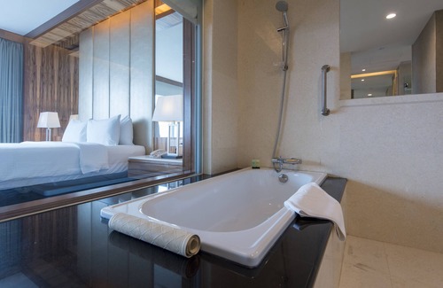 Taman Century Hotel | Holiday Villa Johor Bahru City Centre