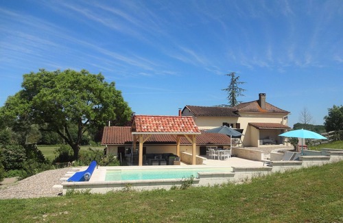 Singleyrac Villa | holiday villa with private swimming pool just south of Bergerac
