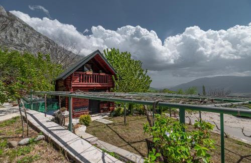 Niksic Cabin | Holiday Village Ostrog