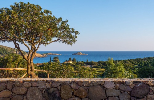 Teulada House | Holidays Zirkuswagen surrounded by sea and maquis. 300 m from the water.