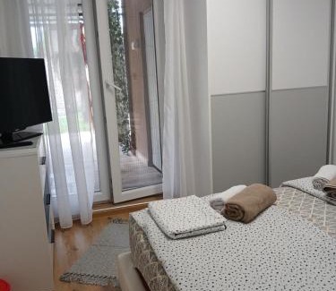 Apatin Apartment | HOLIDDAY HOUSE THE LUx