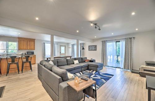 Holland House | Holland Home with Fire Pit - Walk to Lake!