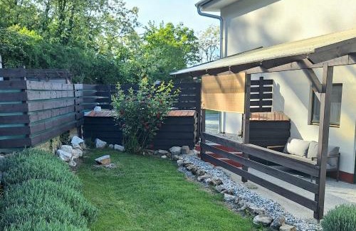 Fertoboz Apartment | Holling apartman
