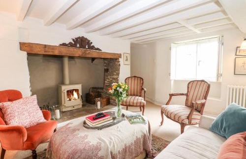 Minster Lovell House | Holly Cottage