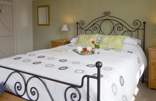 Hastings House | Holly Cottage