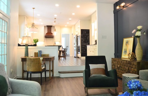 Dunn Loring House | Holly Treeside, luxury living at Tysons Corner