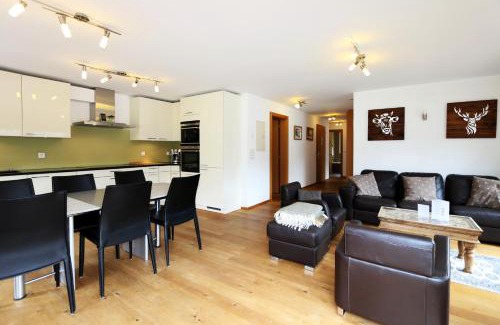 Saas-Fee Apartment | Hollywood